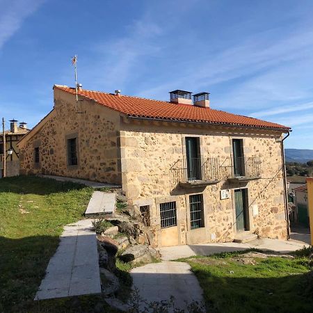 Casa Rural Fuente La Bolera Gilbuena Bagian luar foto
